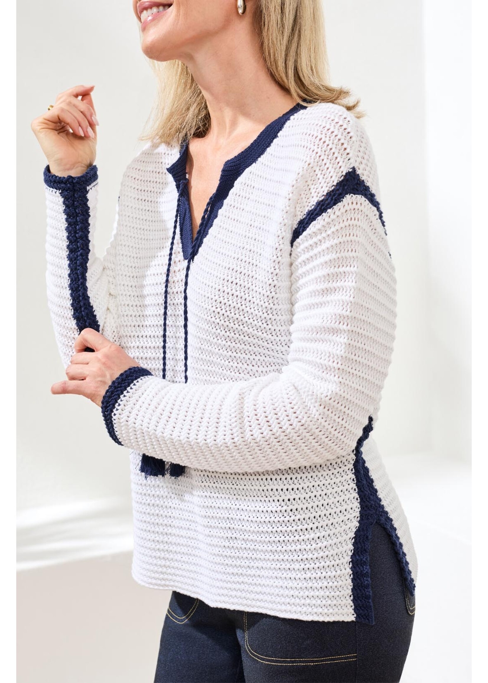 Tribal T White Notch collar Top