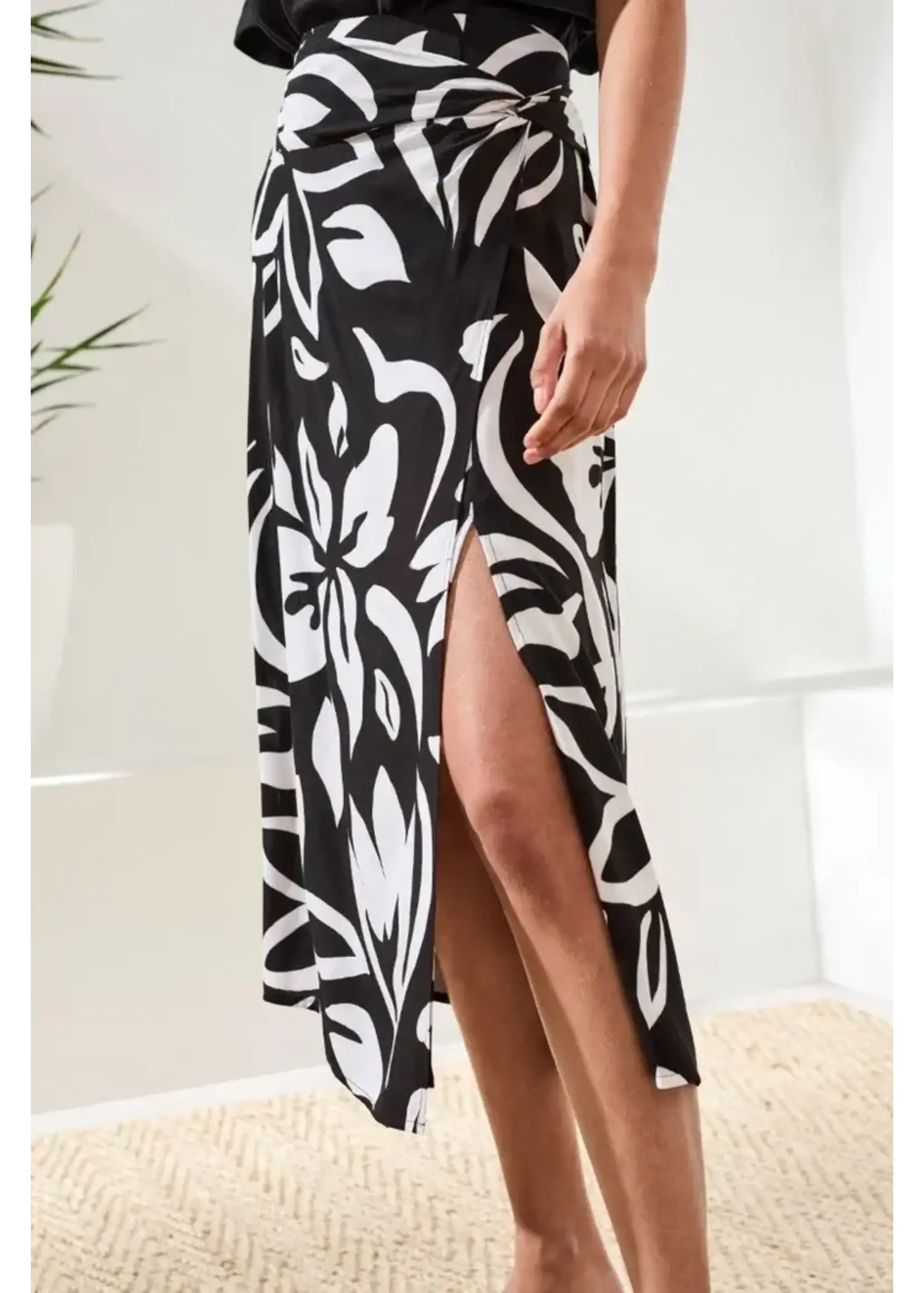 Tribal T Pull on Wrap Skirt