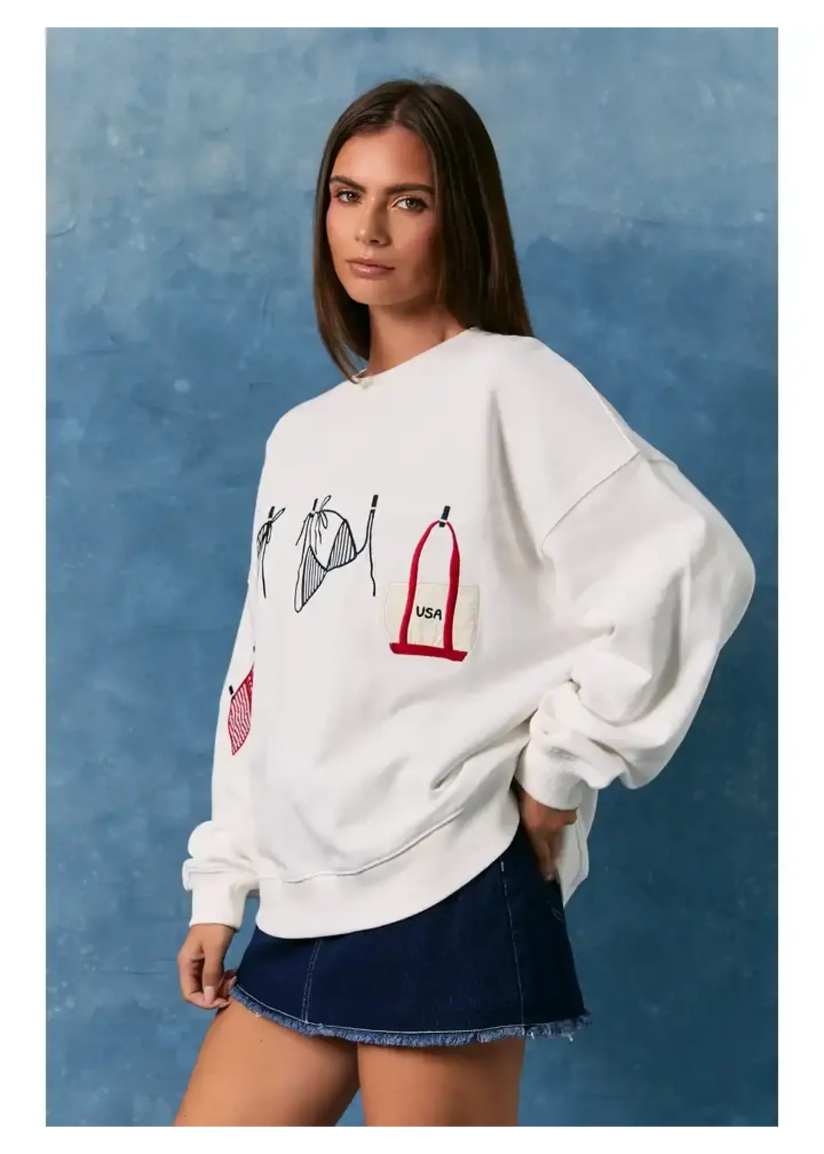 Le Lis Le Lis Graphic Sweatshirt