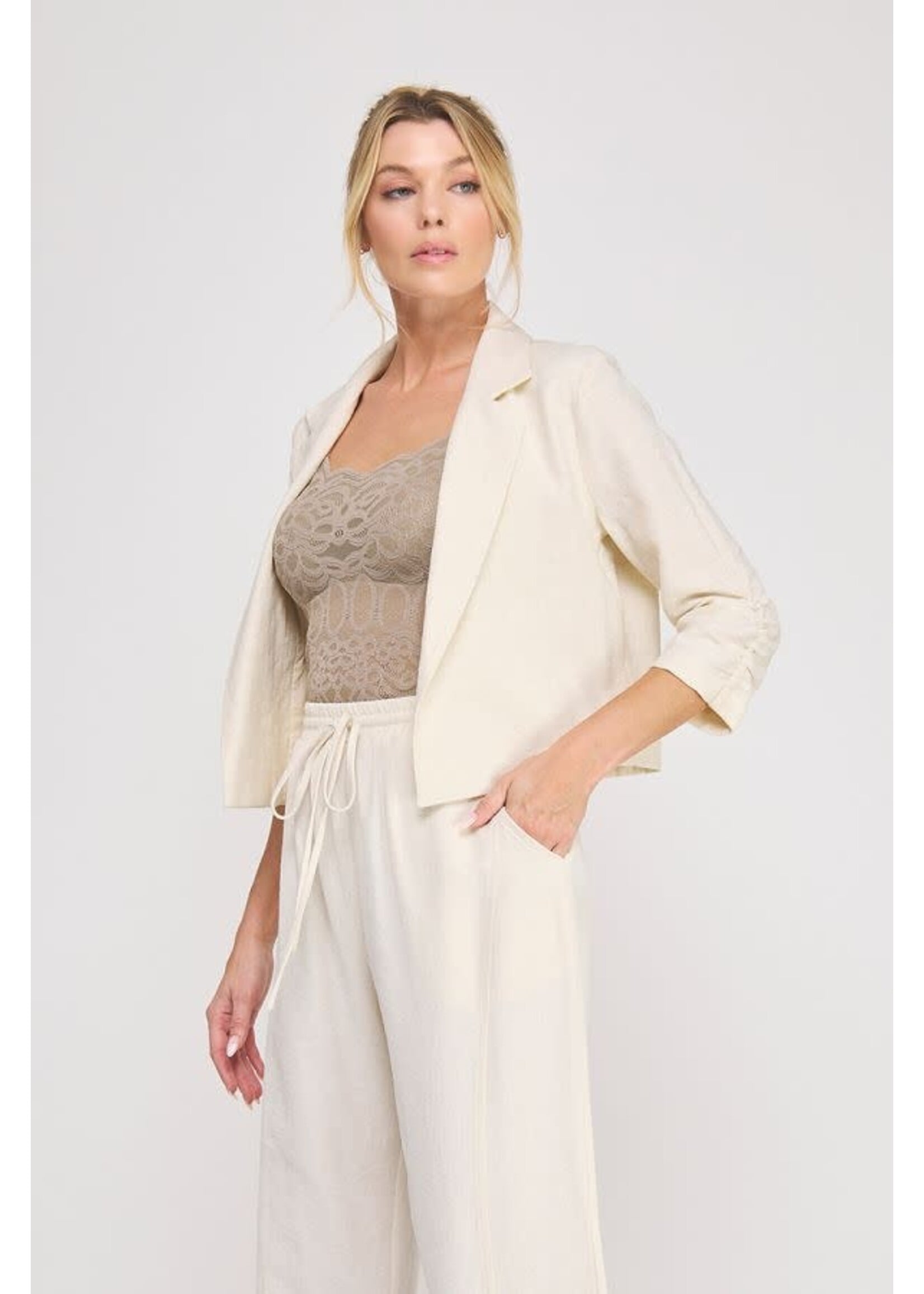 Allie Rose AL Linen Blazer