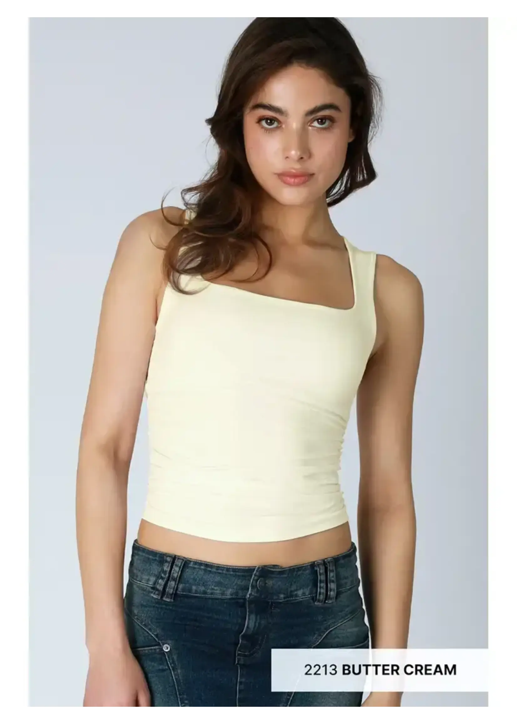 Nikibiki NB Clean Line Square Shirred Top