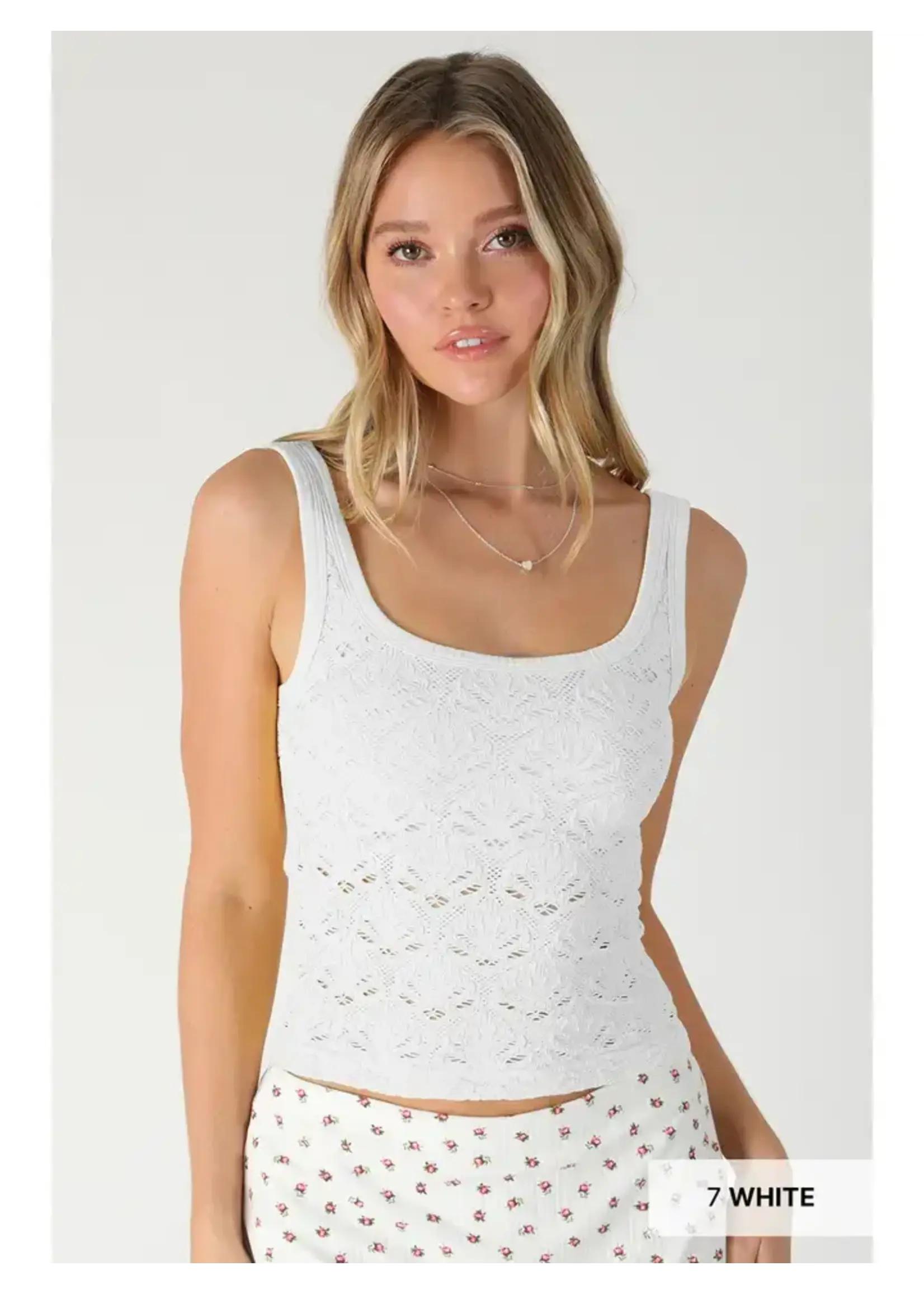 Nikibiki NB Floral Textured Lace Tank