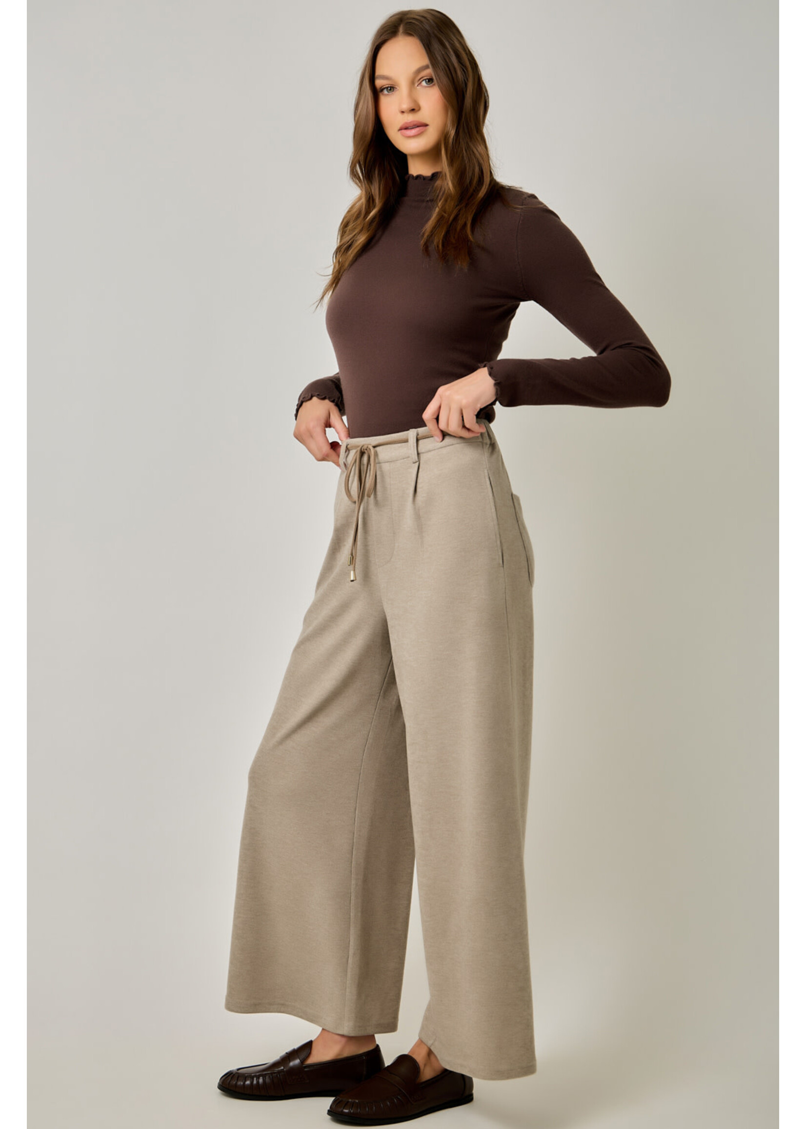 Mystree Myst Suede Accent Wide Leg Pant