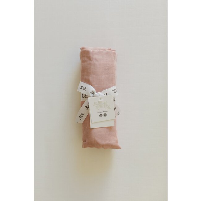 lil north co. Couverture en mousseline Dusty Pink