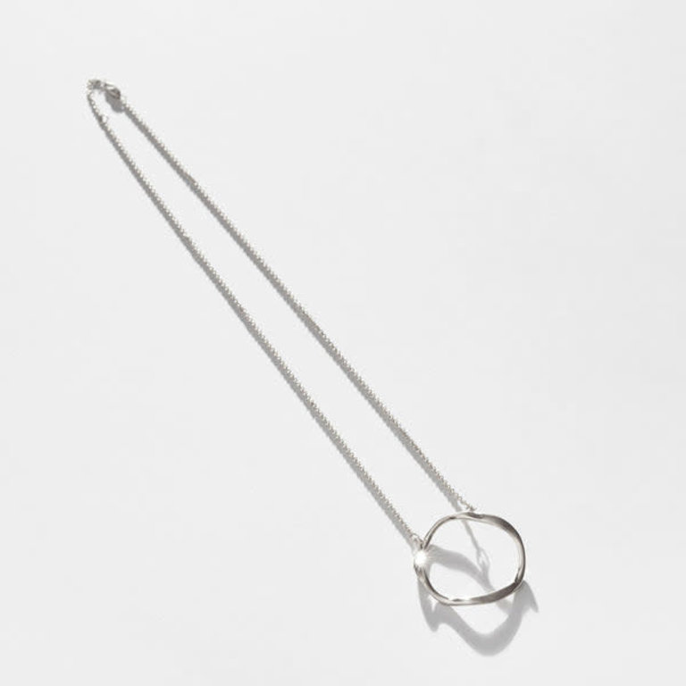 Selina King Wave Necklace
