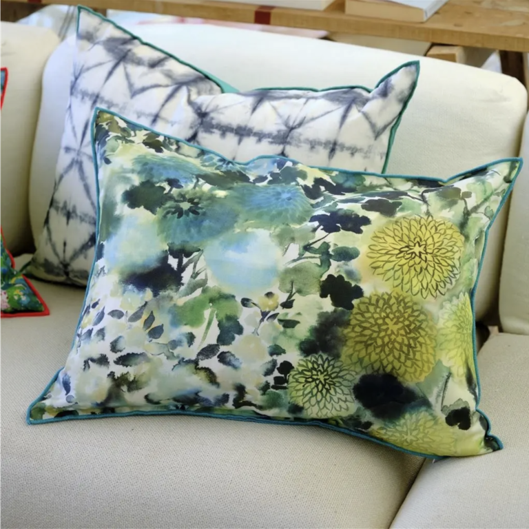 Japonaiserie Azure 60x45cm Cushion