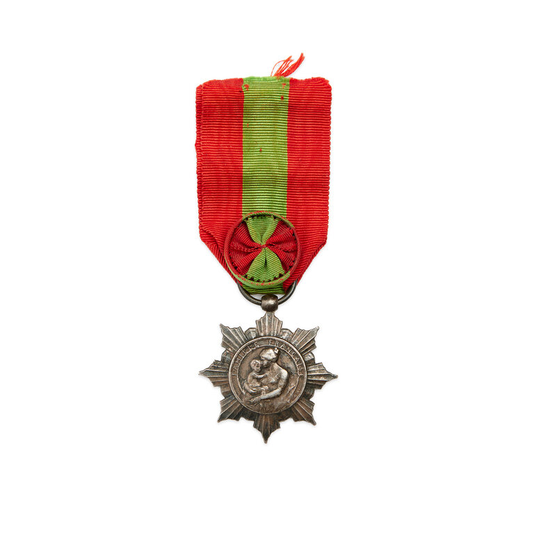 Medal of the French Family