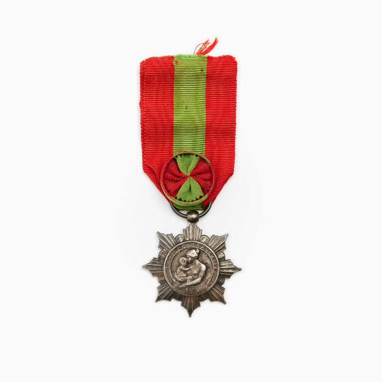 Medal of the French Family