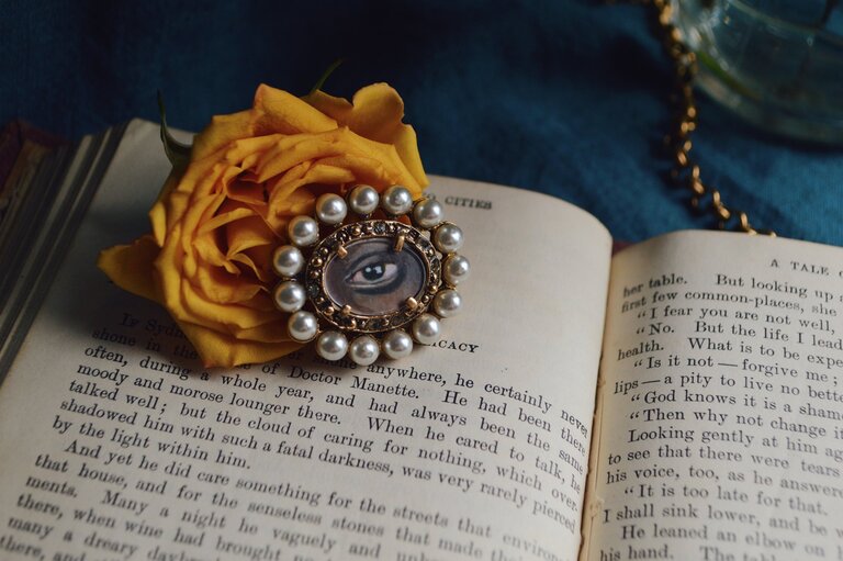 Fallen Aristocrat Pearl Lover’s Eye Brooch, Black Iris