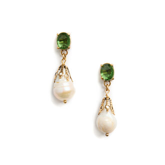 Fallen Aristocrat Portrait Pearl Drop Earrings Fallen Aristocrat Portrait Pearl Drop Earrings