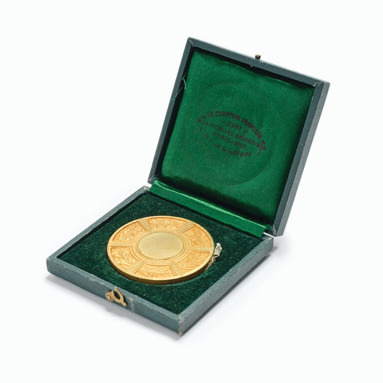 Horse Coin in Green Leather Box