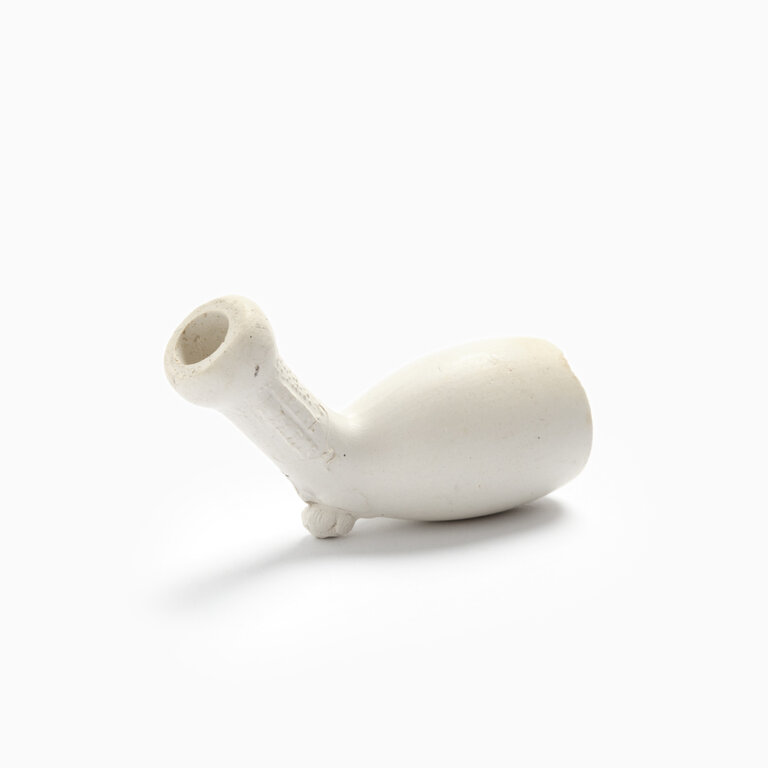 Antique French Clay Pipe 22