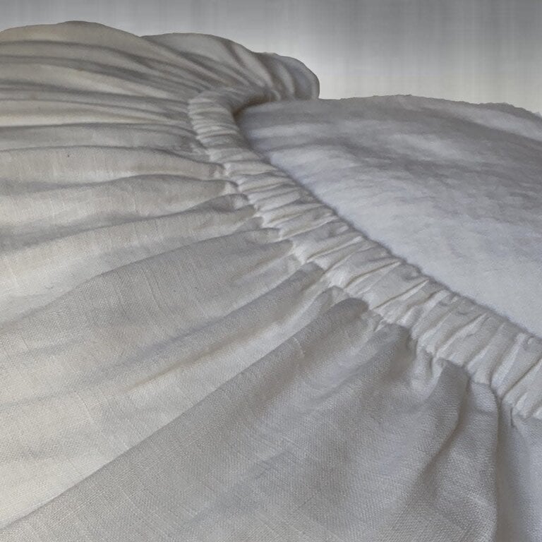 Fitted Linen Sheet