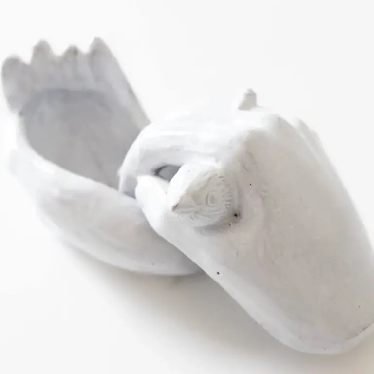 Astier de Villatte Serena Bird Ceramic Box with White Ring