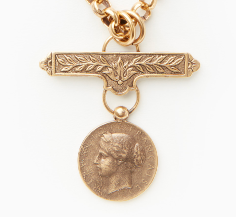 Fallen Aristocrat Illari Charm