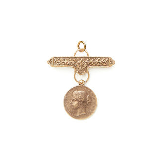 Fallen Aristocrat Illari Charm