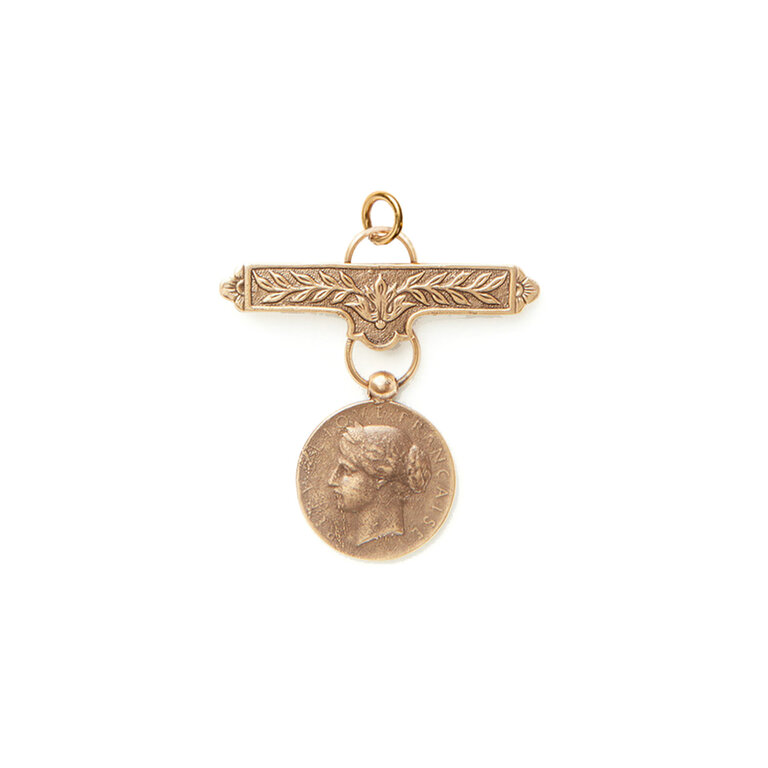 Fallen Aristocrat Illari Charm