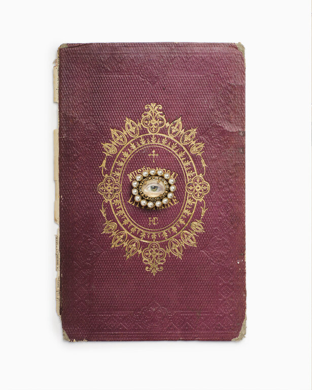 Fallen Aristocrat Pearl Lover’s Eye Brooch, Green Iris