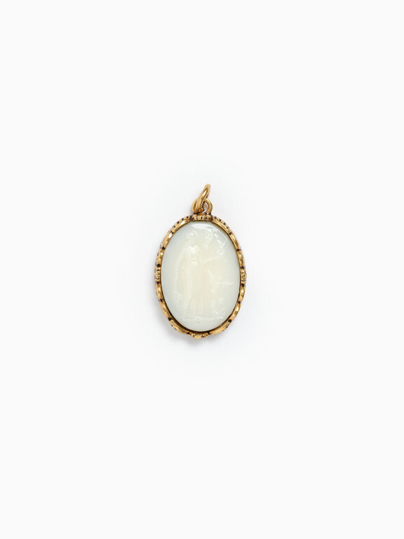 Fallen Aristocrat Lady with Dove Charm