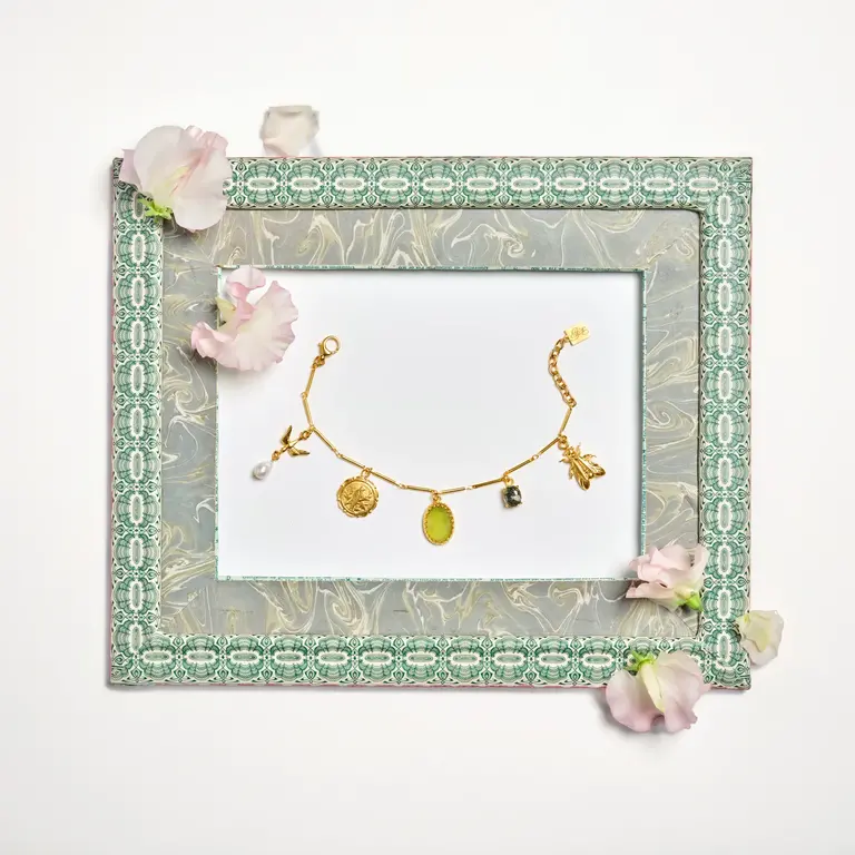 Fallen Aristocrat Olive Oval Cameo Charm