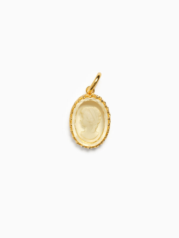 Fallen Aristocrat Cameo Jonquil Glass 18k Charm