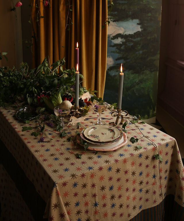Nora Star 63"x138" Tablecloth
