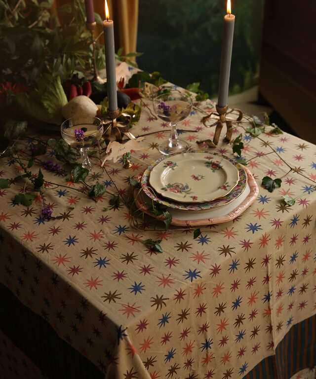 Nora Star 55"x87" Tablecloth