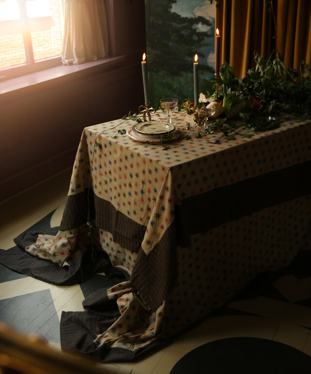 Nora Star 55"x87" Tablecloth