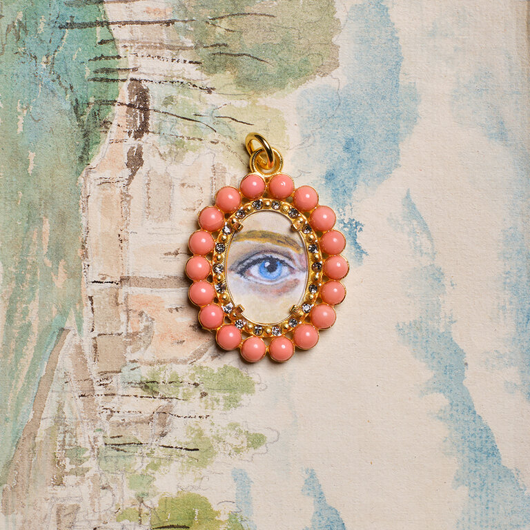 Fallen Aristocrat Lover's Eye Coral Pendant, Blue Iris