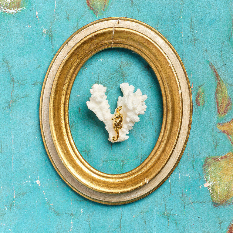 Fallen Aristocrat Seahorse Charm