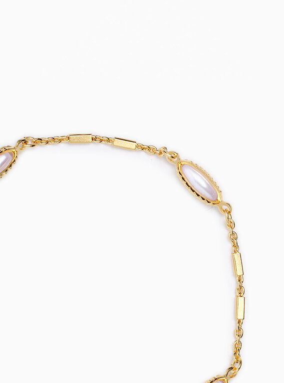 Fallen Aristocrat Oval Pearl Bracelet