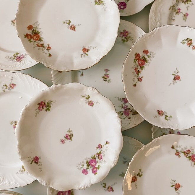 VINTAGE DISHWARE - The Paris Market