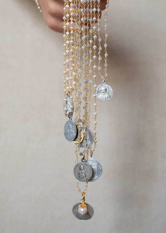 Fallen Aristocrat Pearl Beaded Chain Necklace