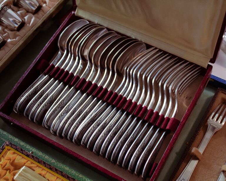 Vintage Full Silver Set in Red Case