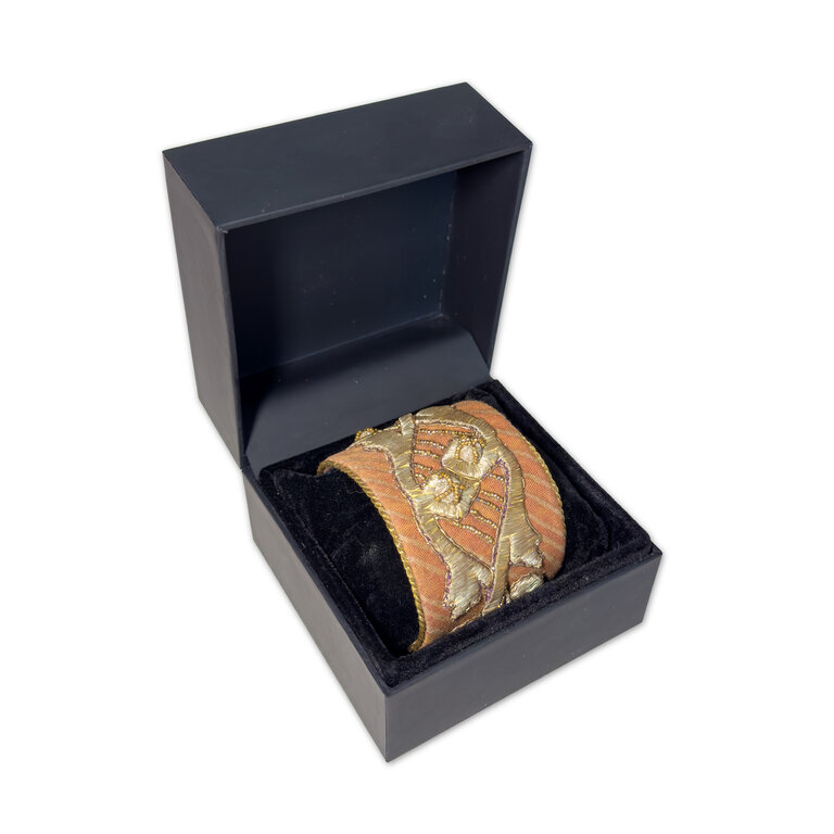 Textiles late 1800s-early 1900s Gold Cuff