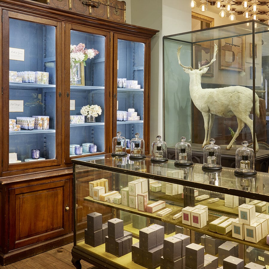 APOTHECARY