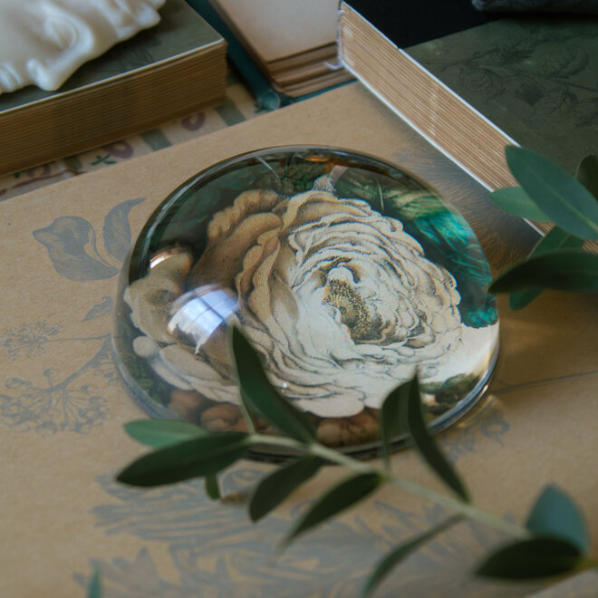 Heart in Hand Decoupage Plate – John Derian | The Paris Market
