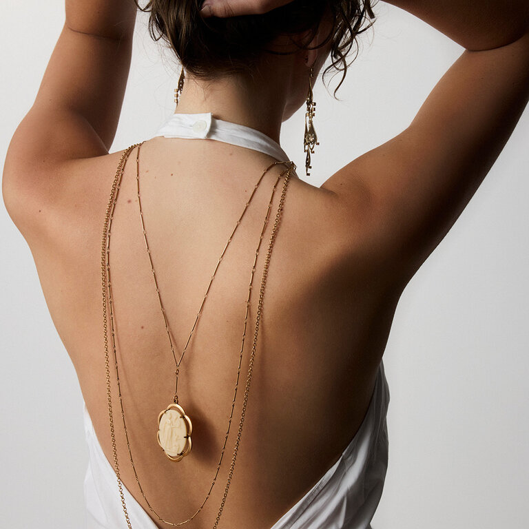 Fallen Aristocrat Lady with Doves Pendant Necklace