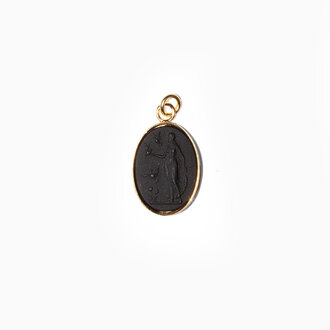 Fallen Aristocrat Charm- Lady with Doves, Noir