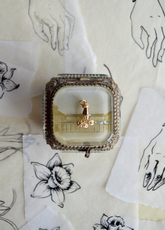 Fallen Aristocrat Hand with Daffodils Charm