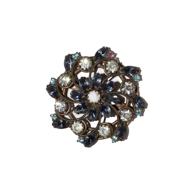 Small Vintage Jewelry Armature, Single