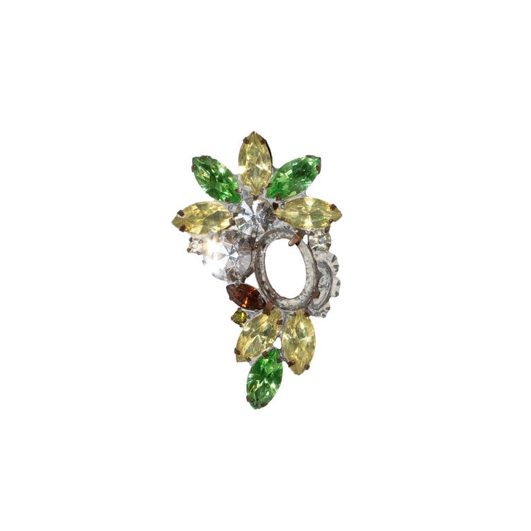 Small Vintage Jewelry Armature, Single