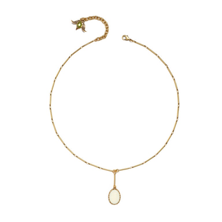 Fallen Aristocrat Petite Lady with Doves Drop Necklace