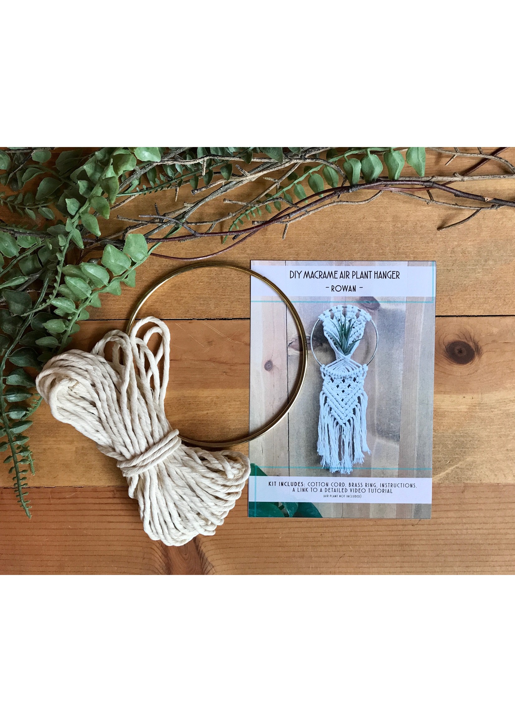 DIY macrame kit - Rowan Air Plant Hanger 5