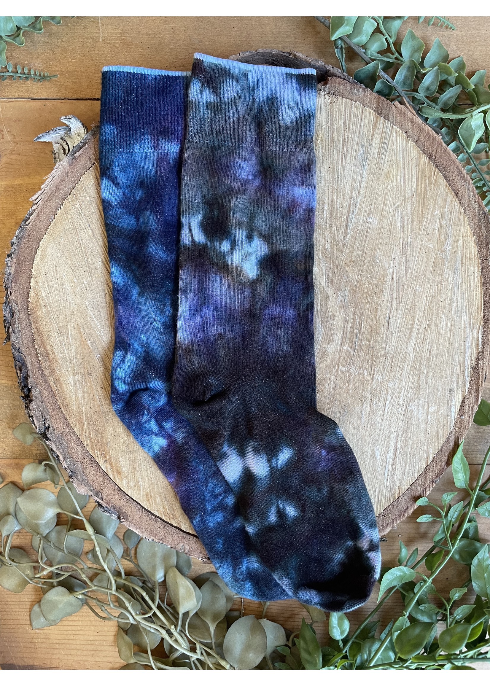 Tangled Up In Hue Wholesale Ice Dyed Bamboo Socks