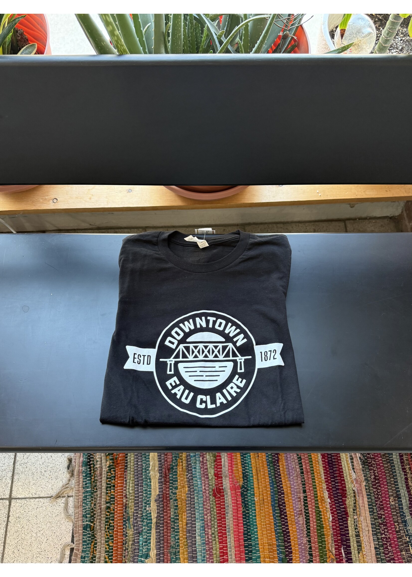 DECI DECI Logo T-Shirt