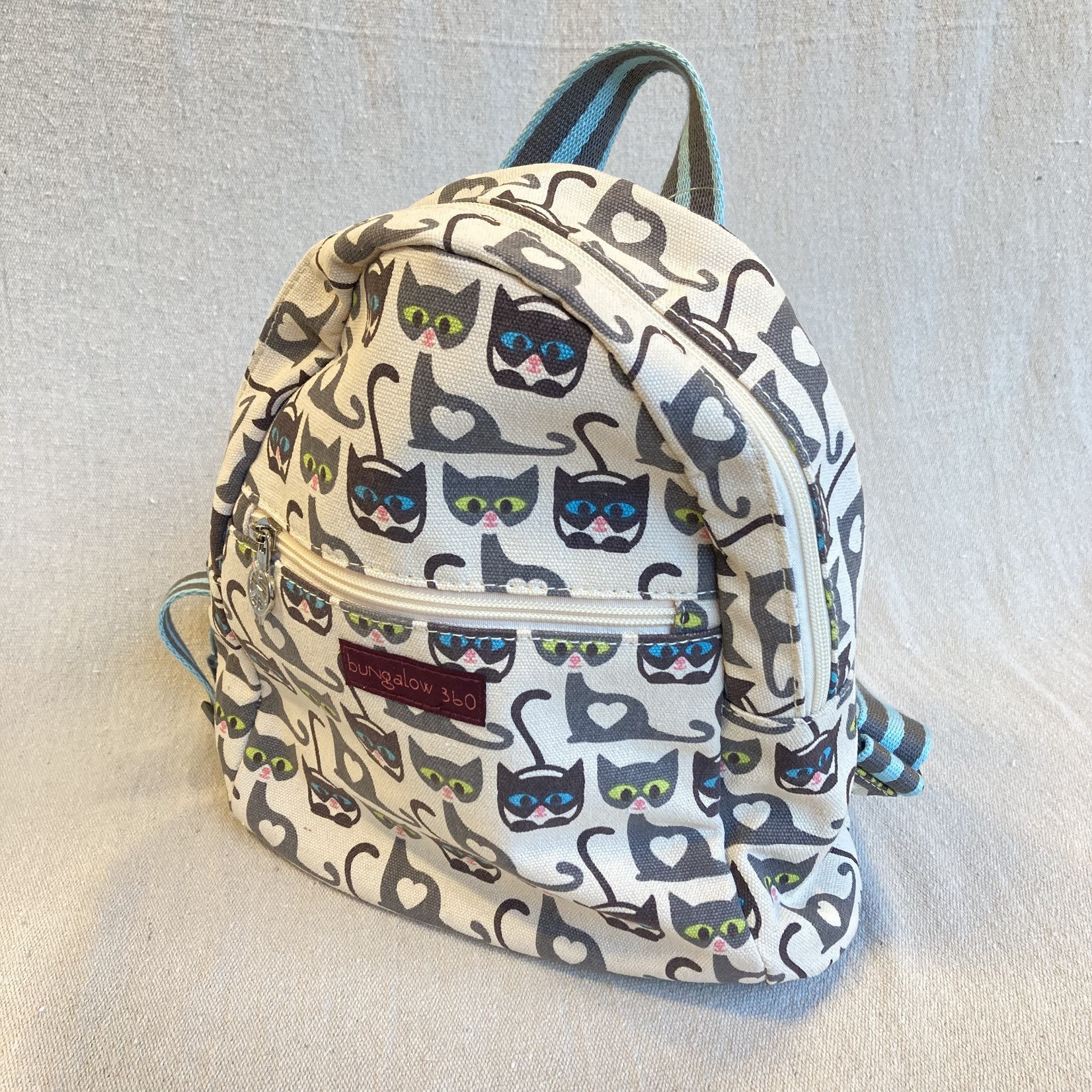 Bungalow 360 Adult Backpack - Cat