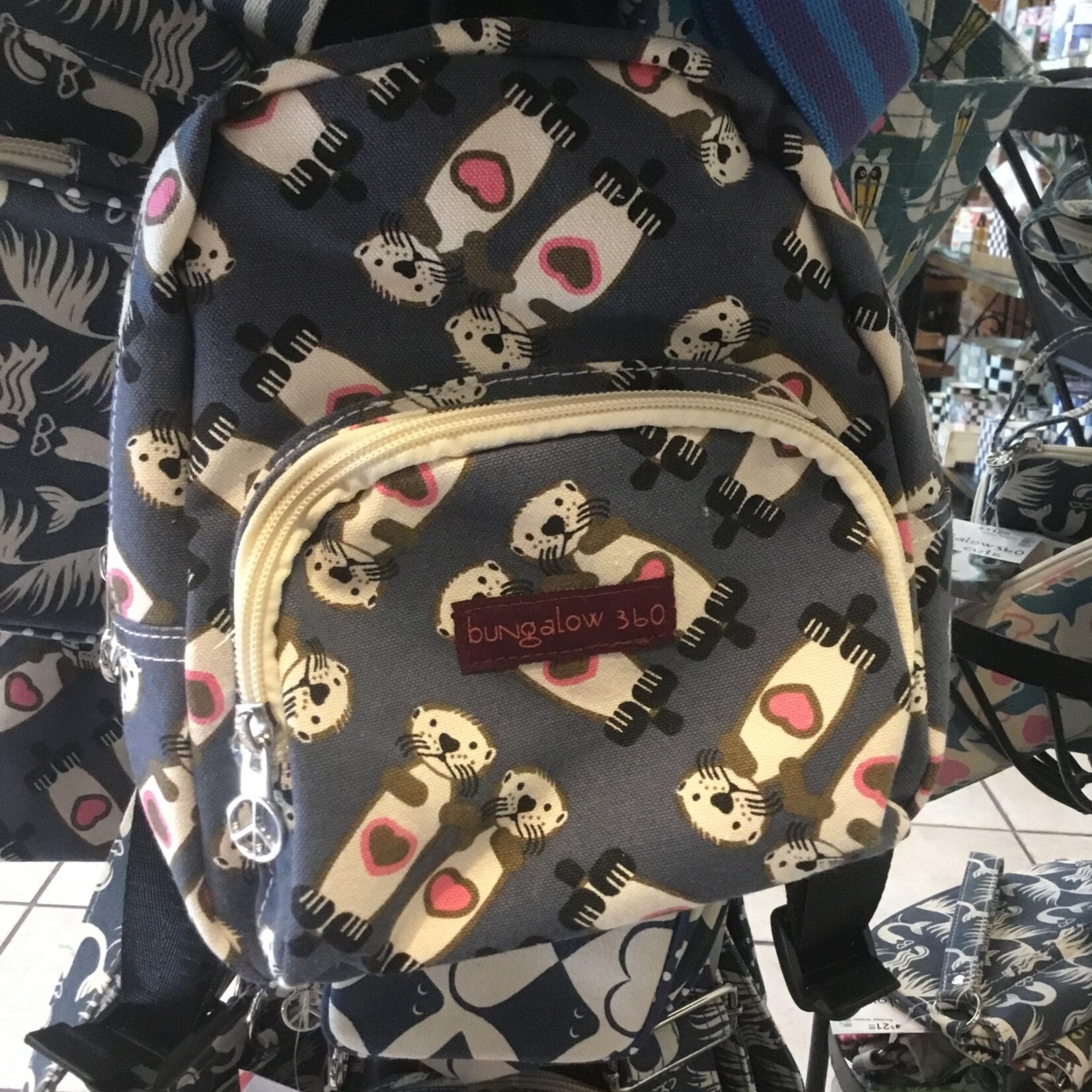 Bungalow 360 Kids Backpack Sea Otter