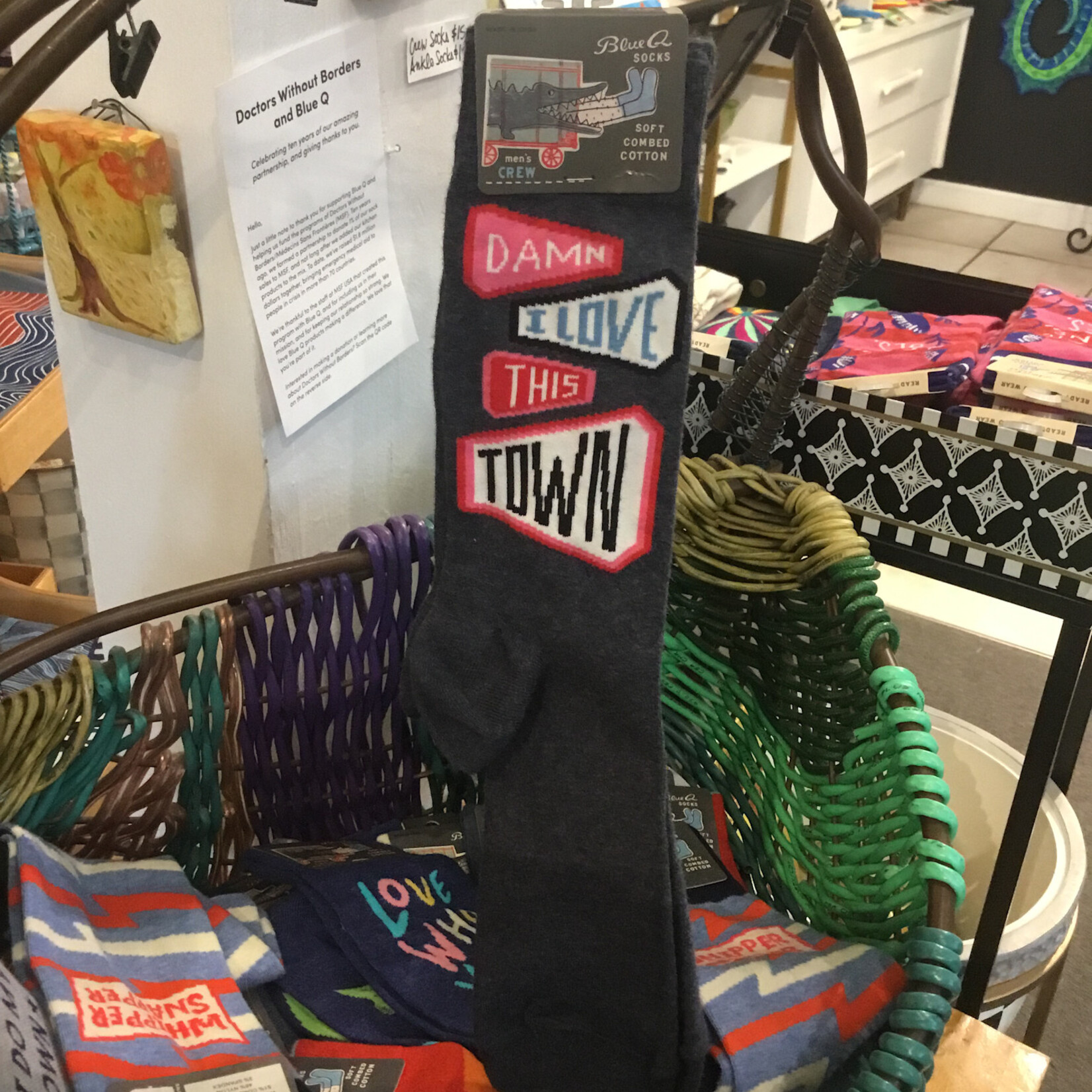 Blue Q Women's Love This Town Crew socks