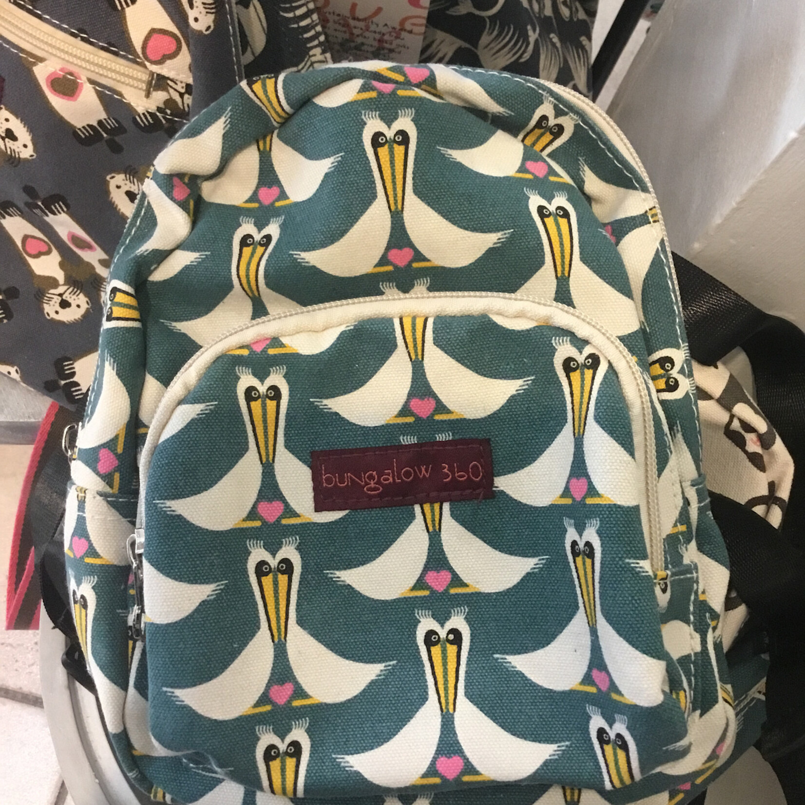 Bungalow 360 Adult Backpack Pelican